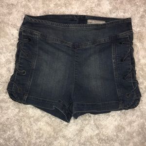 Free People jean shorts. Size 29